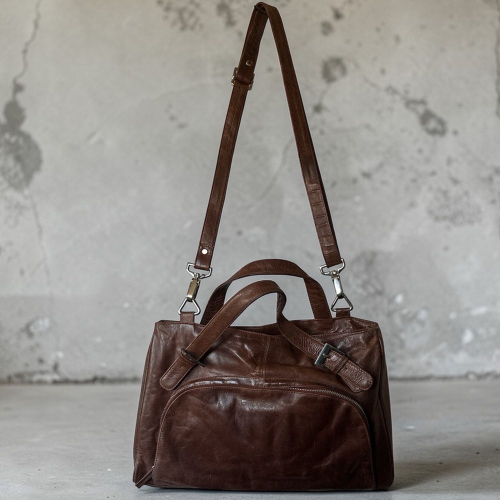 Iris Tyler- Vintage 90s Dusty Rich Brown Leather Shoulder Bag